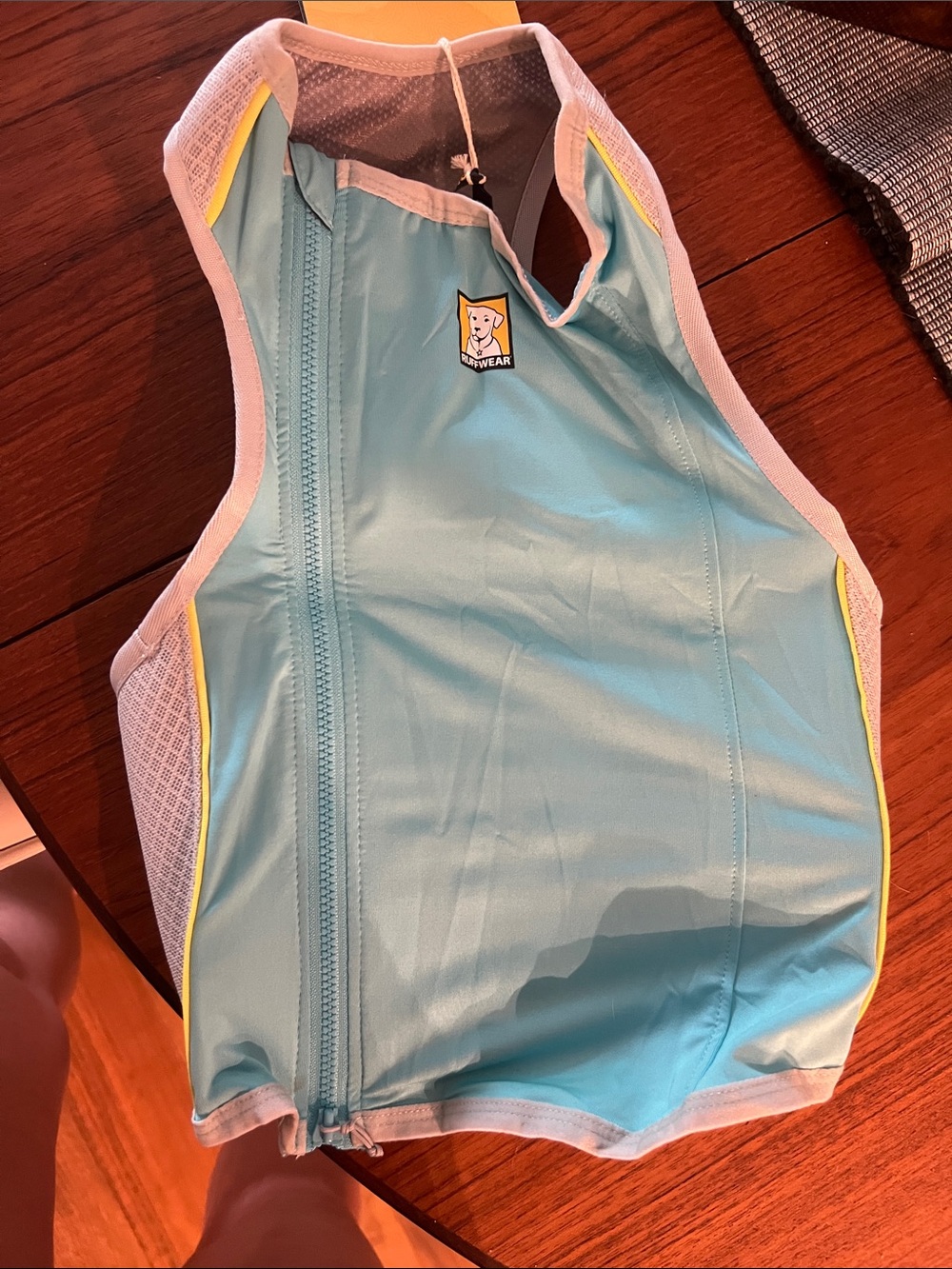 Ruffwear Dog One-Piece Cooling Vest in Light Blue and White (S) - Picture 5 of 8